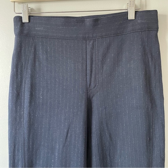 SPANX PerfectFit Ponte Slim Straight Pant in Navy Pinstripe Pull-on pants sz L - Picture 4 of 12